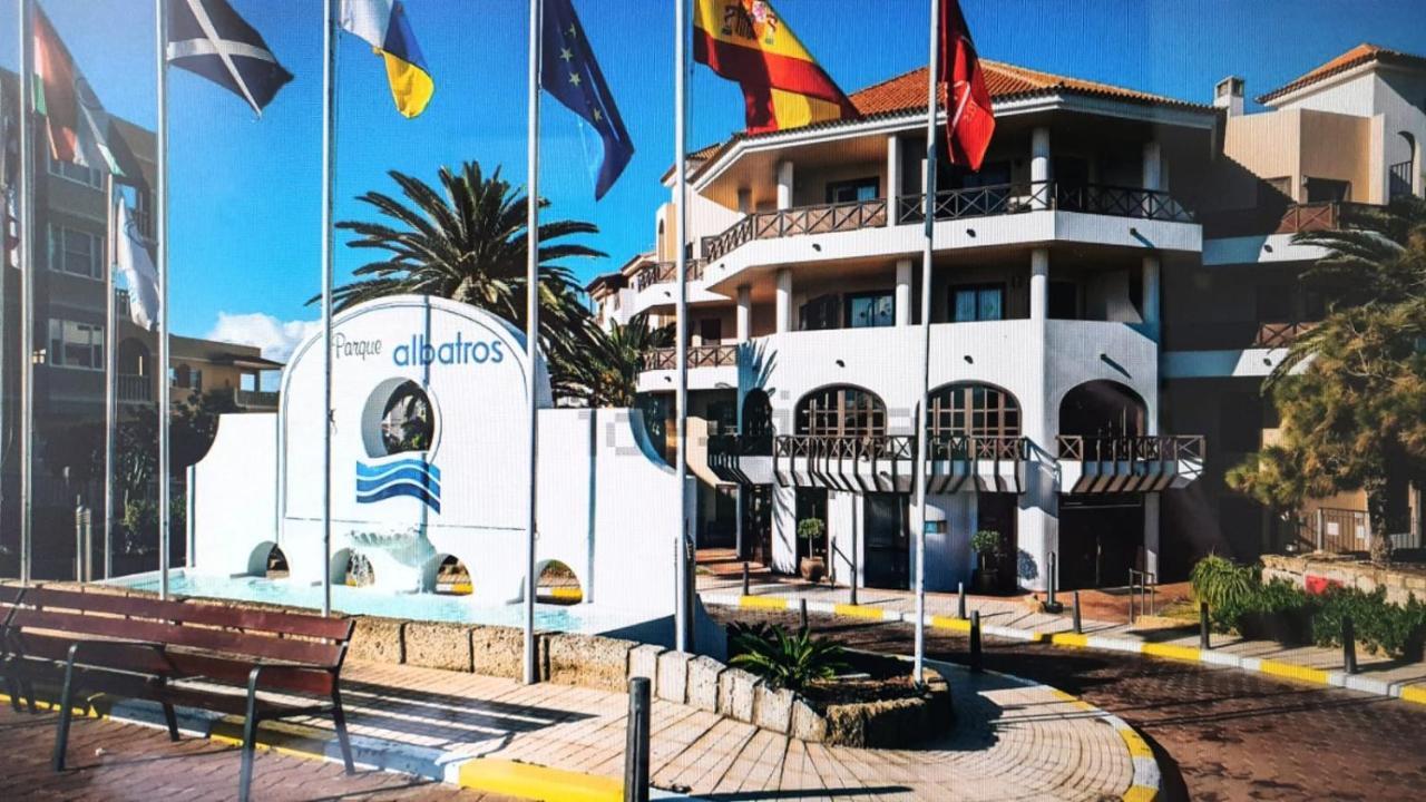 Sunshine Apartments San Miguel de Abona Luaran gambar